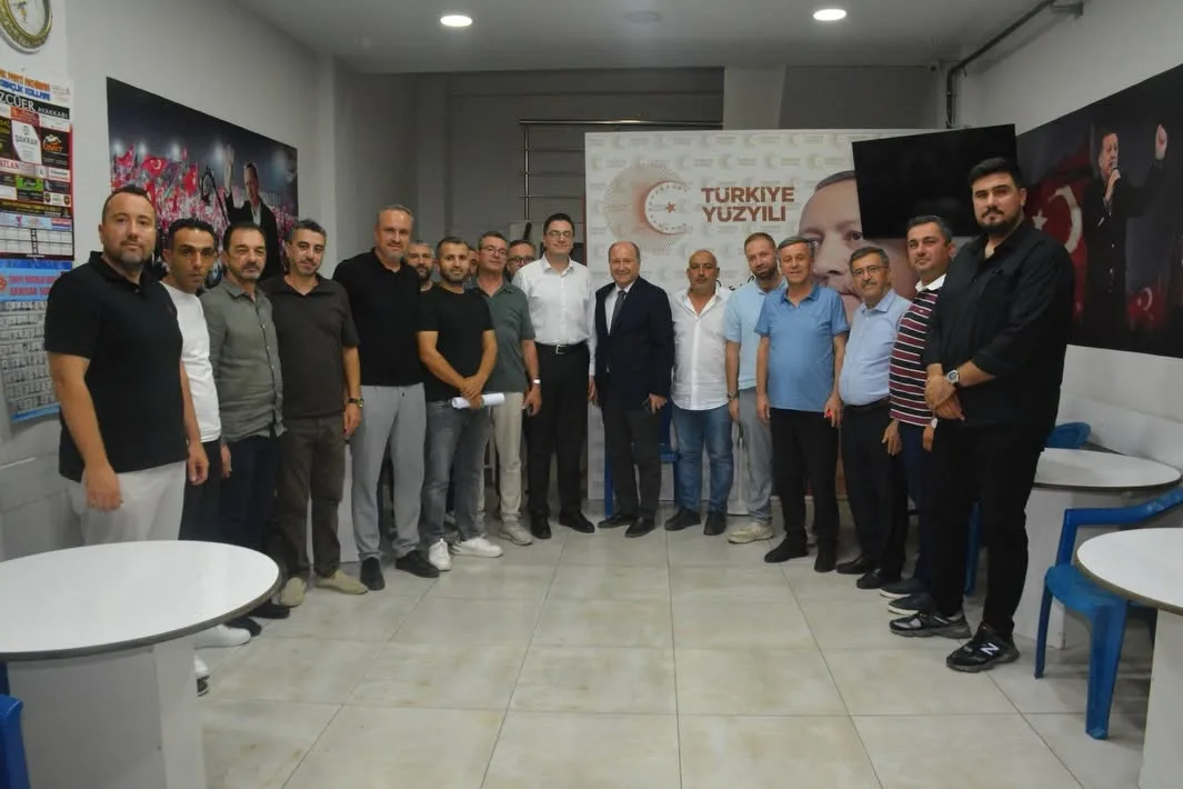Ufuk Merde Ak Parti Akhisar İlçe Başkanlığını ziyaret etti