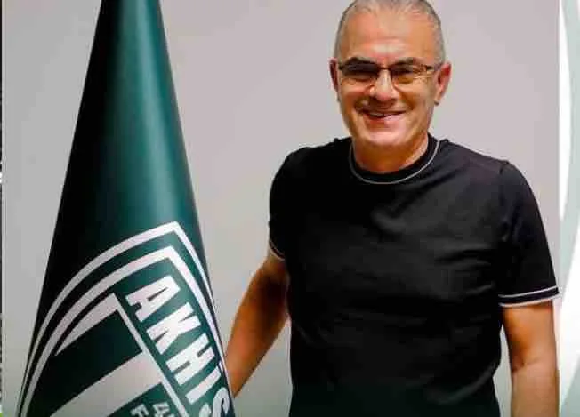 Akhisar 45 FSK teknik direktörünü buldu