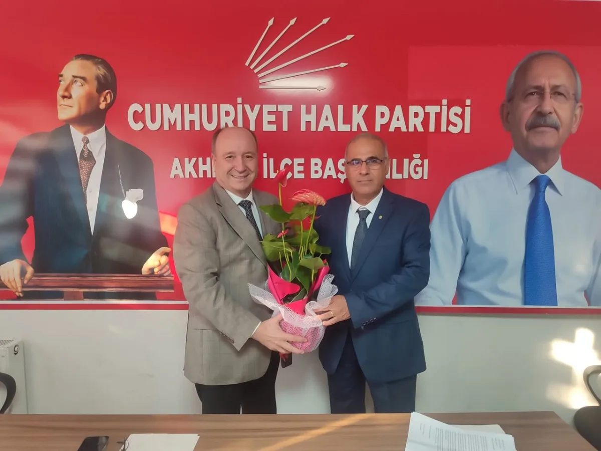 ATSO Başkan adayı Ufuk Merde CHP Akhisar İlçe Başkanlığını ziyaret etti