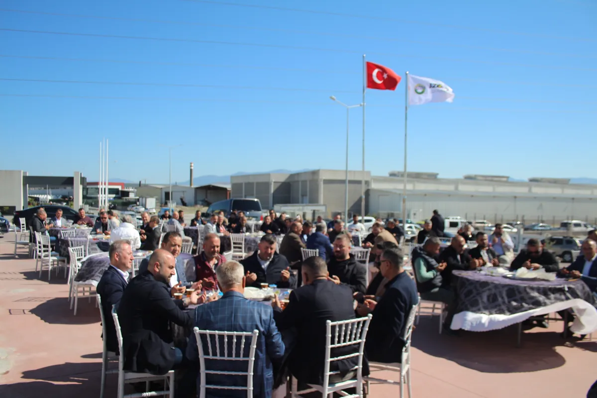 Akhisar Zeytin İhtisas Organize Sanayi Bölgesi'nde yeni sezonun açılışı yapıldı