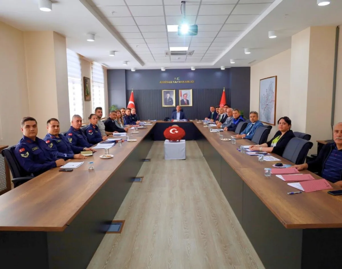 Akhisar'da okul güvenlik ve koordinasyon toplantısı yapıldı