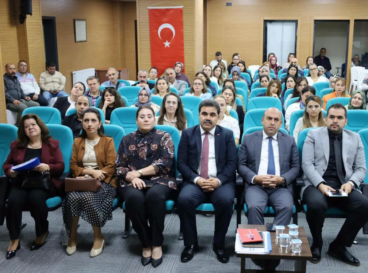 Akhisar Kaymakamı Can, bağımlılıkla mücadele için SORİ Eğitiminde…