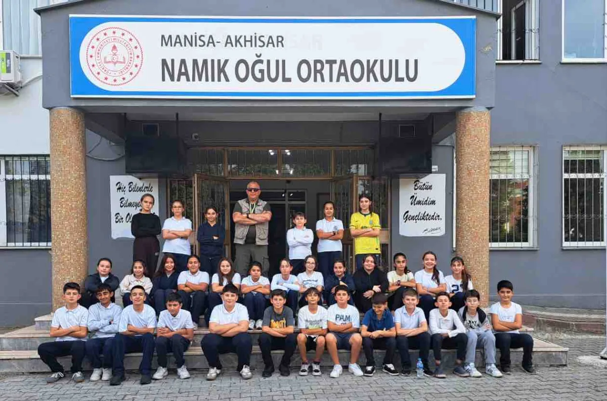 Akhisar’da okul kulüp işbirliği Türkiye çapında zafer getirdi