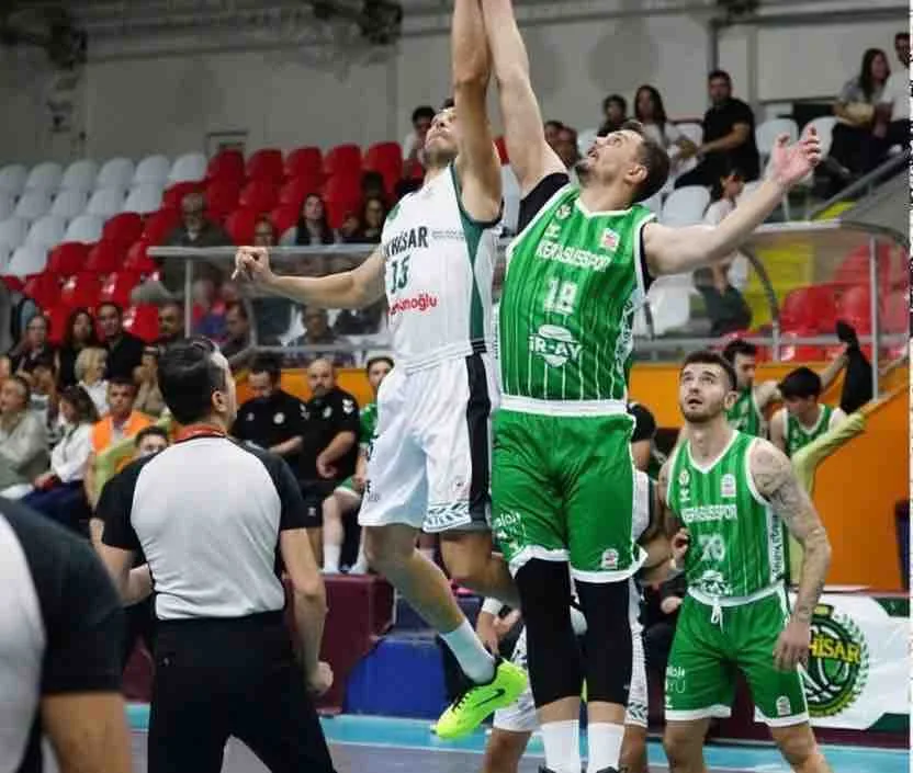 Akhisar Belediye Basketbol, Çorum deplasmanına hazırlanıyor