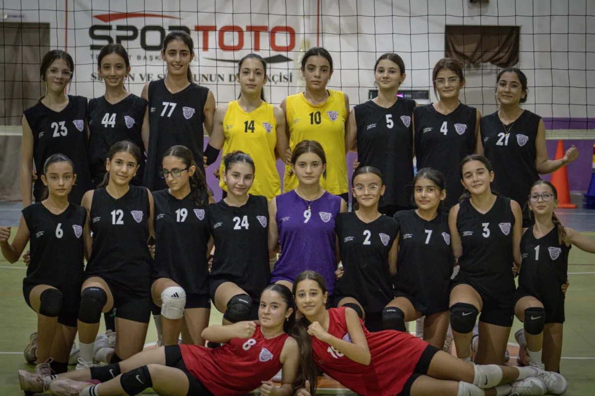 Akhisargücü kadın voleybolda temelleri sağlam atıyor…