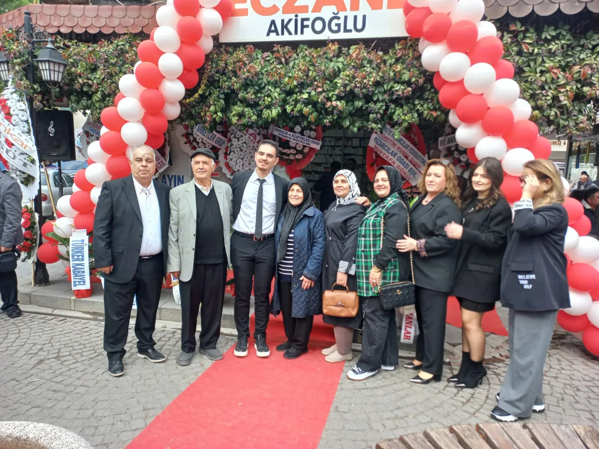 Akifoğlu Eczanesi törenle açıldı...