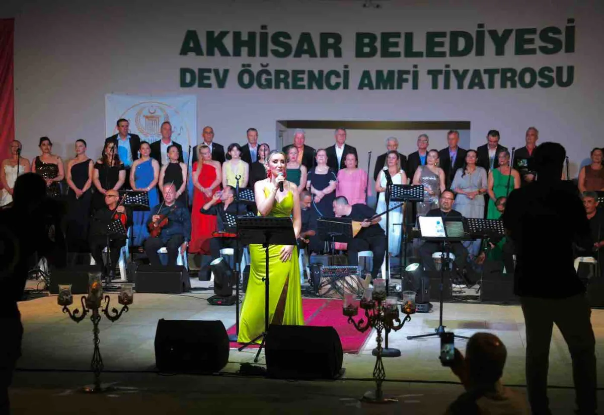 Akhisar Belediyesi TSM Korosu'nun Cumhuriyet Konseri’ne hazır mısınız?